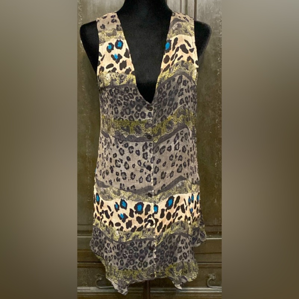 Nash rayon animal pattern long Vest - Size Medium